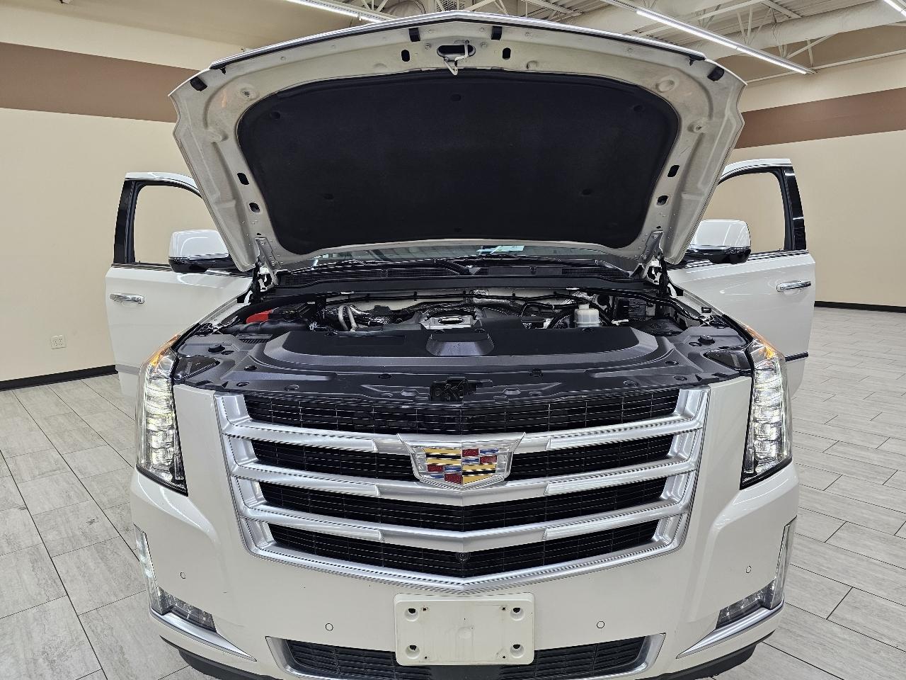 Cadillac Escalade Premium 4WD 2015