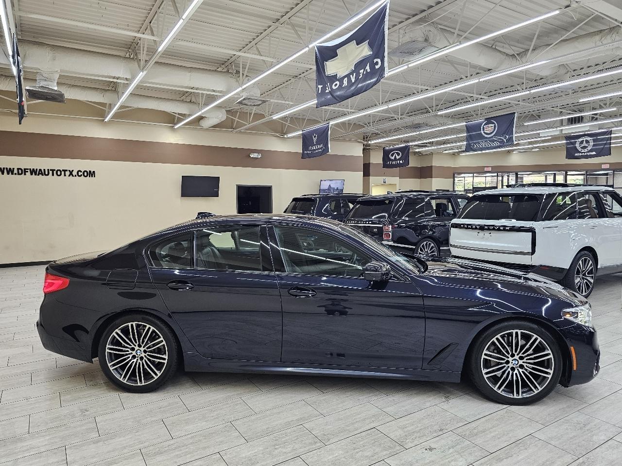 BMW 5-Series 530i 2019