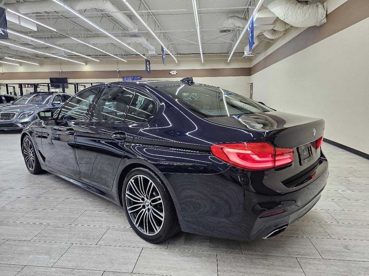 BMW 5-Series 530i 2019