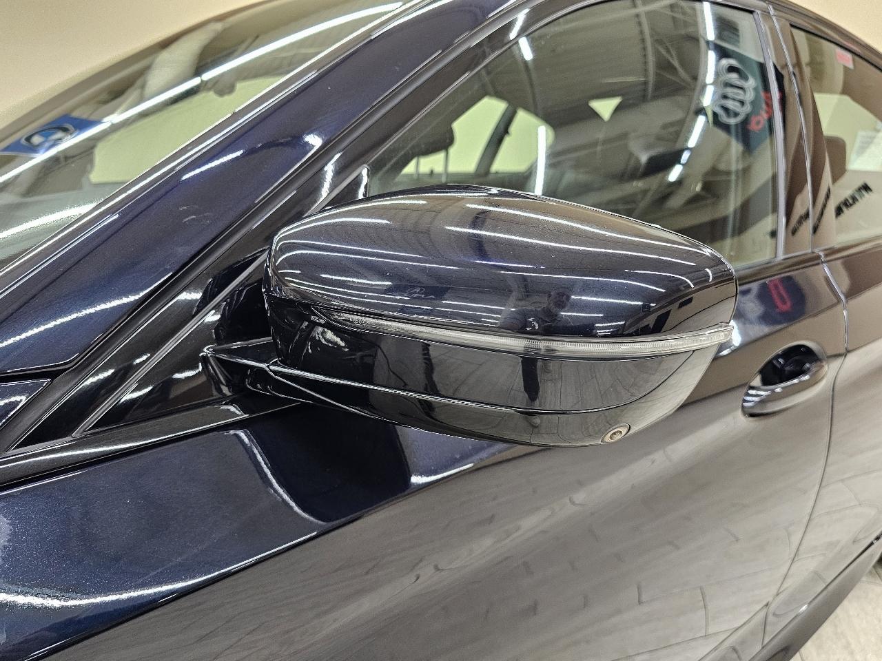 BMW 5-Series 530i 2019