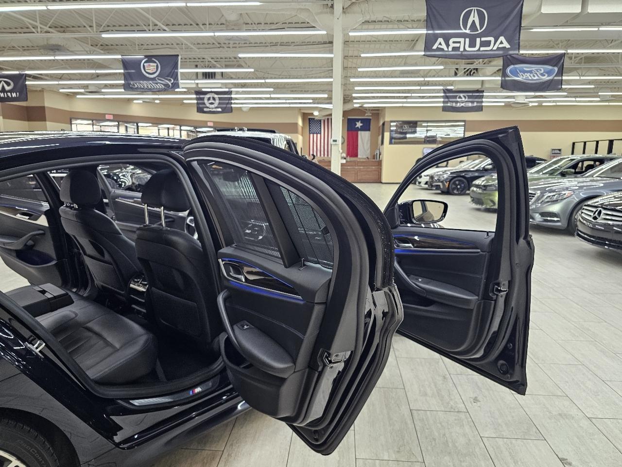 BMW 5-Series 530i 2019