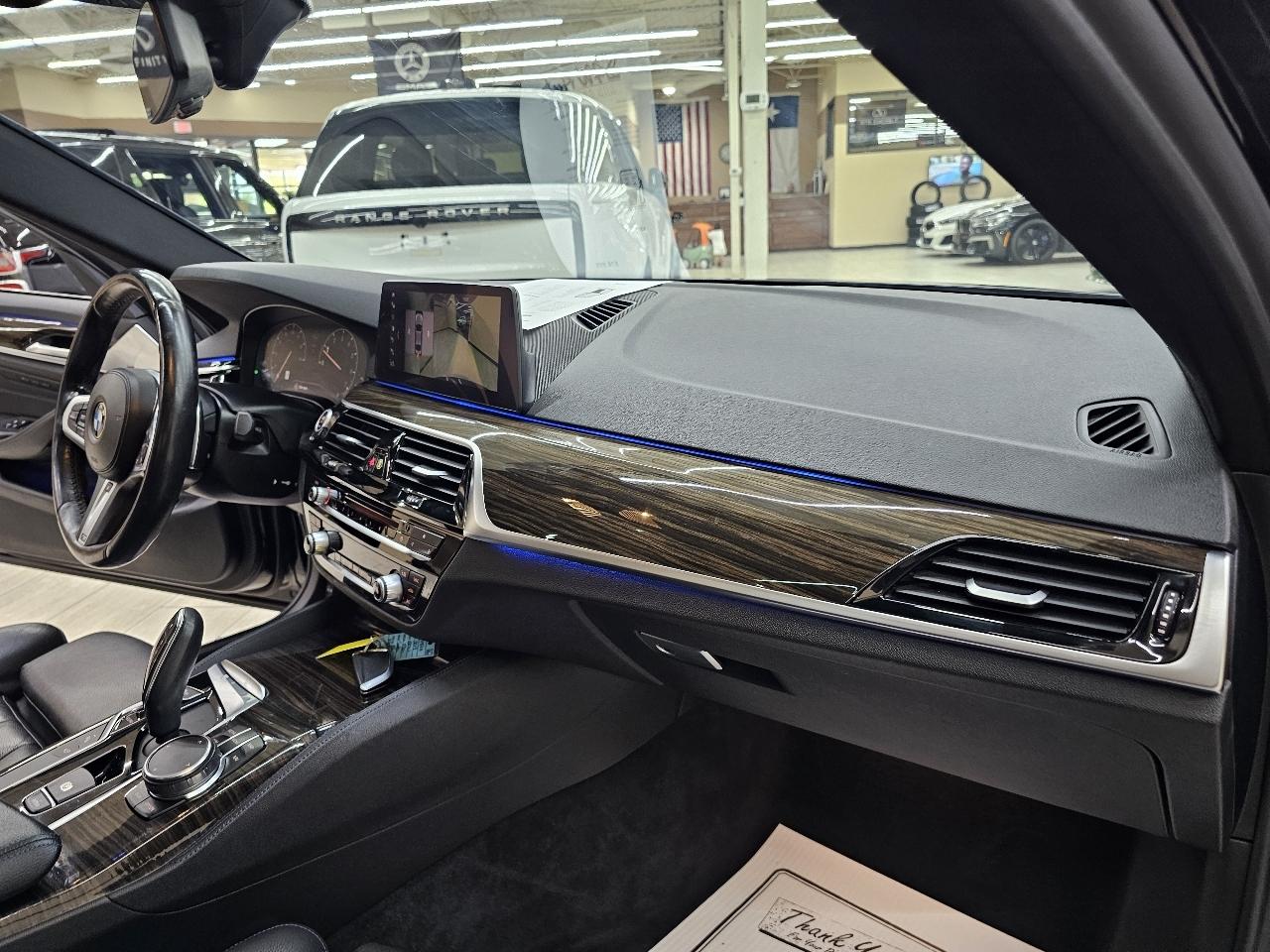 BMW 5-Series 530i 2019