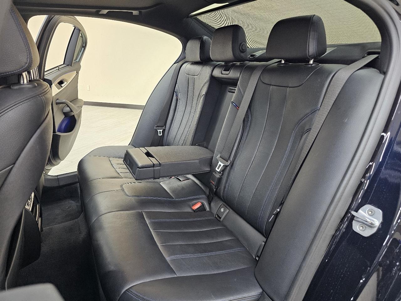 BMW 5-Series 530i 2019