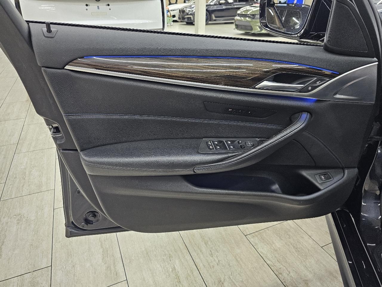 BMW 5-Series 530i 2019