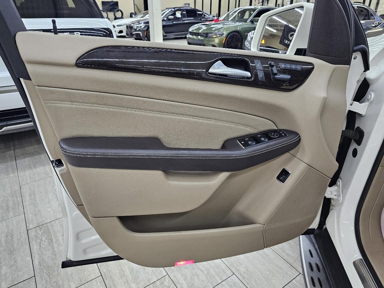 Mercedes-Benz M-Class ML350 4MATIC 2014