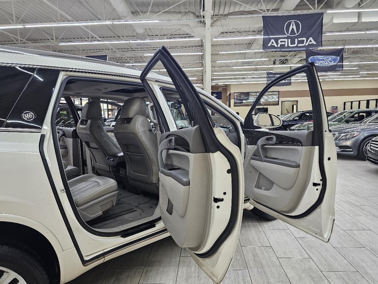 Buick Enclave Premium FWD 2013