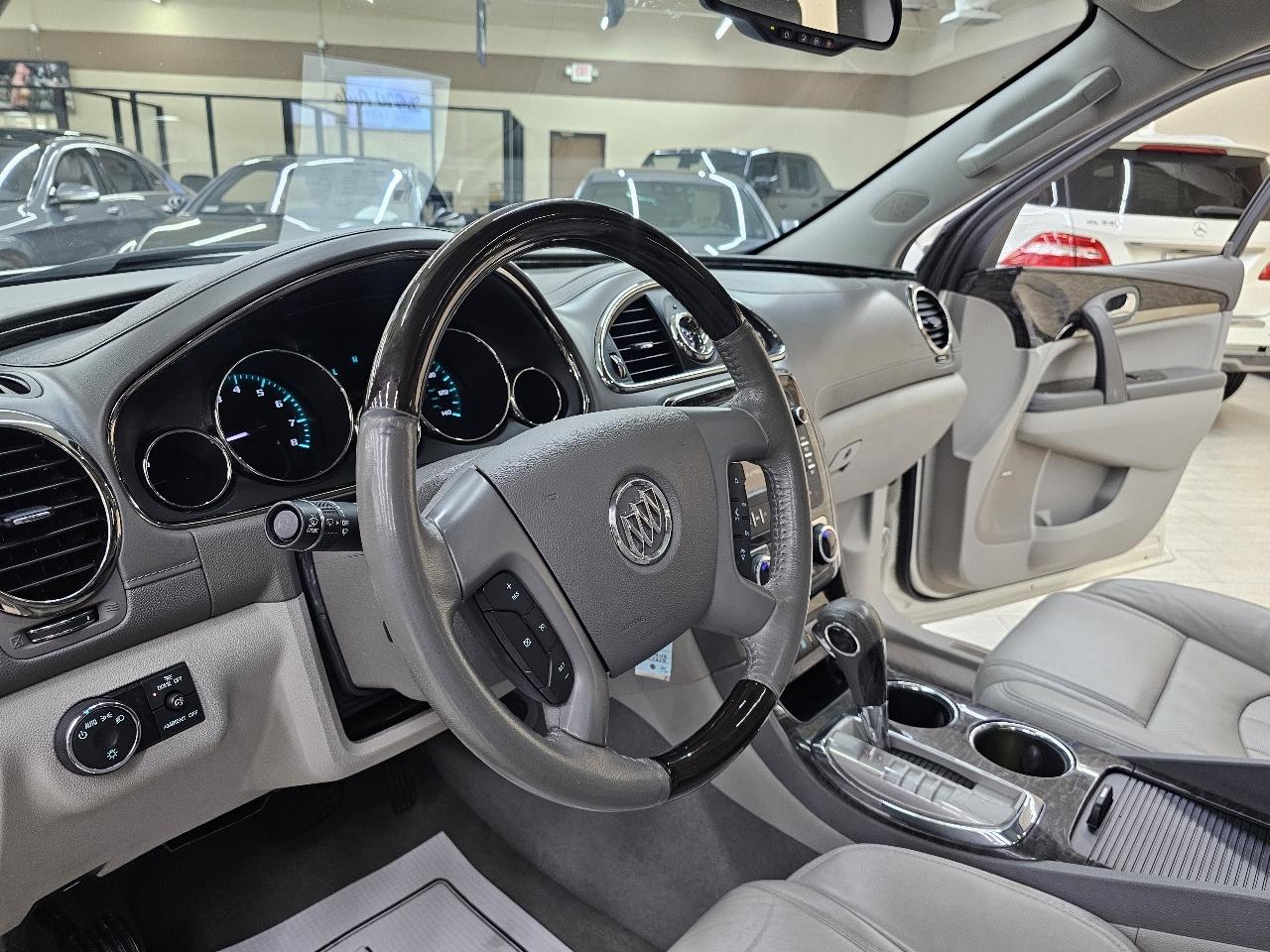 Buick Enclave Premium FWD 2013