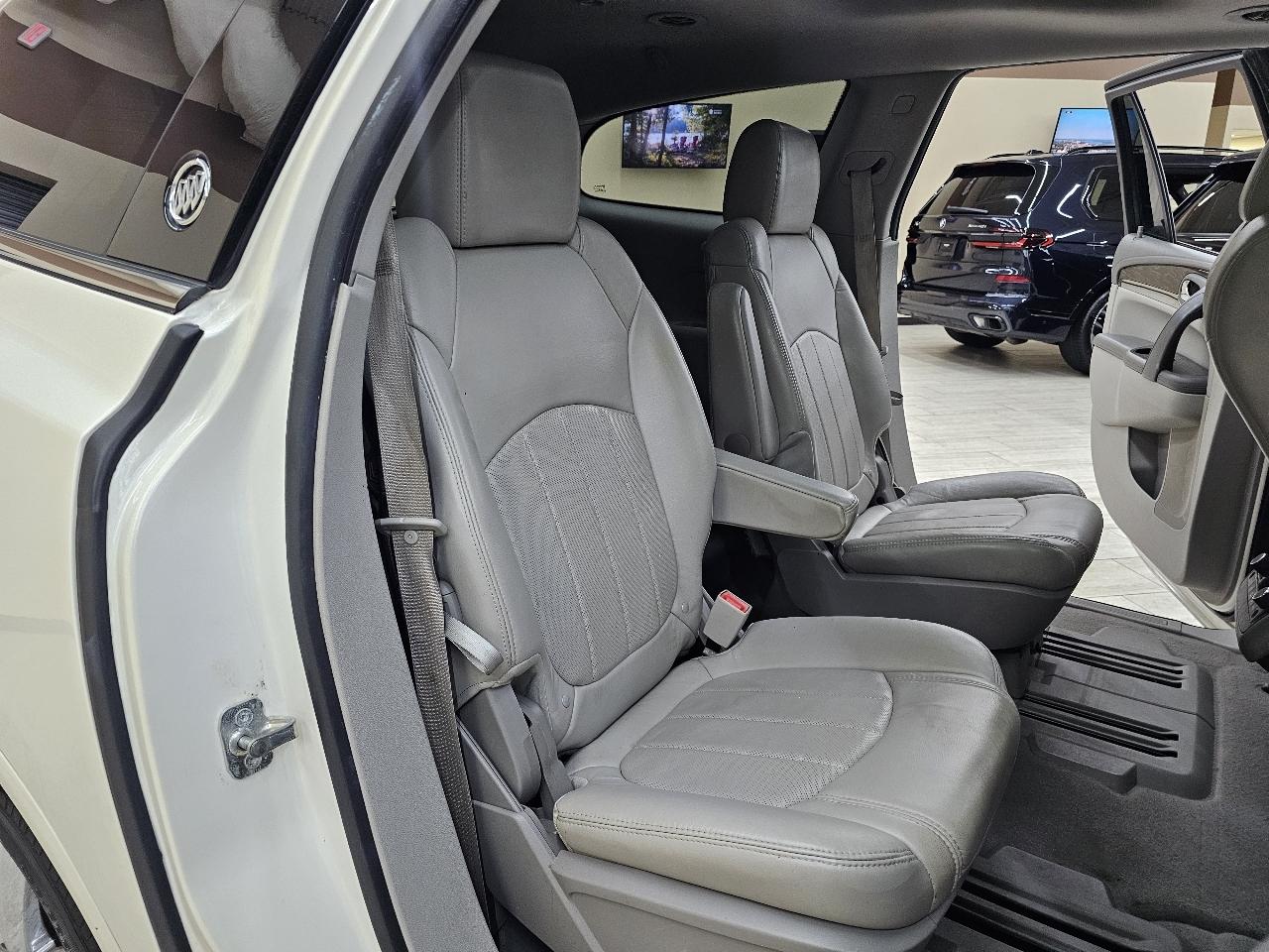 Buick Enclave Premium FWD 2013