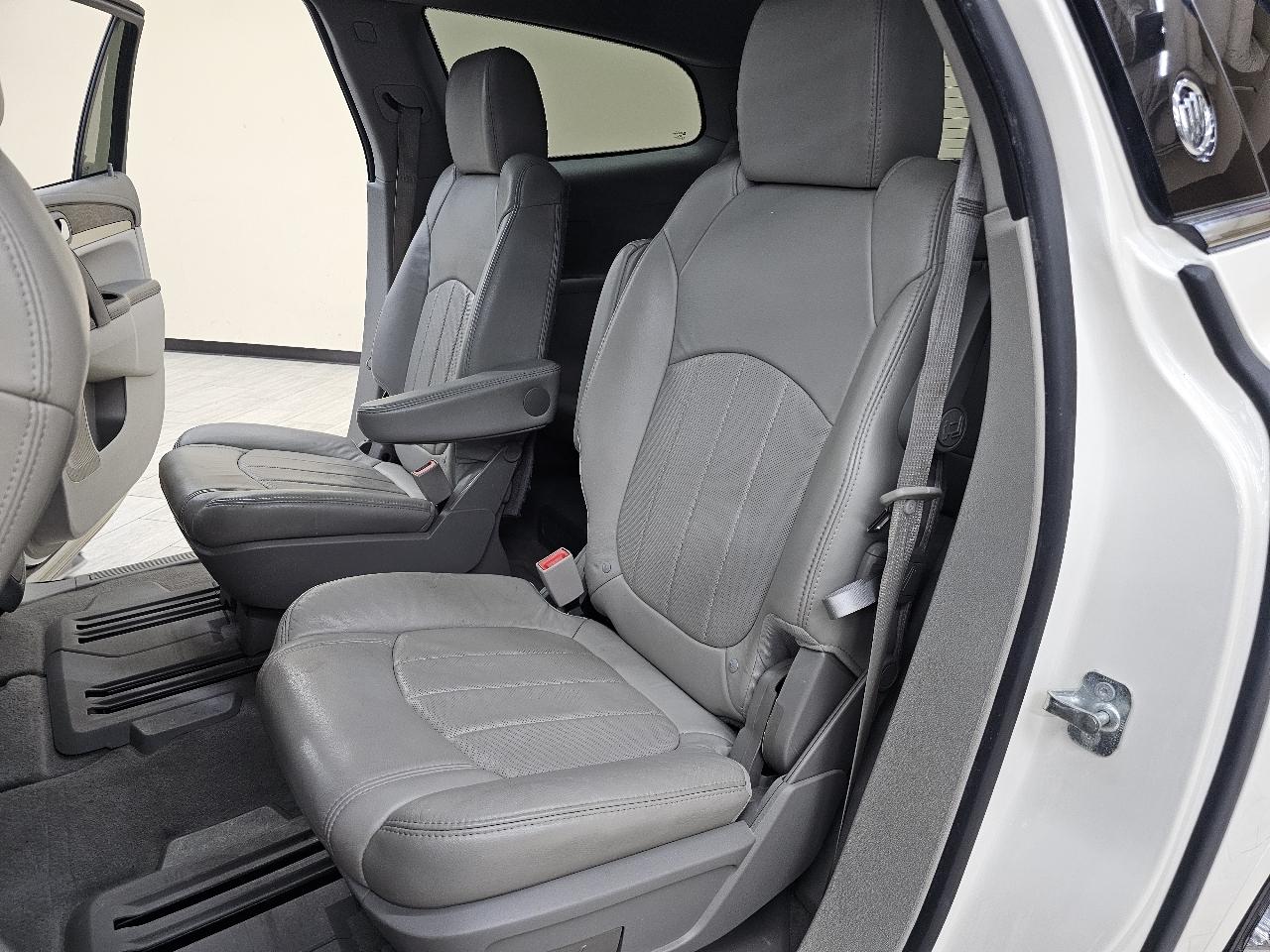 Buick Enclave Premium FWD 2013