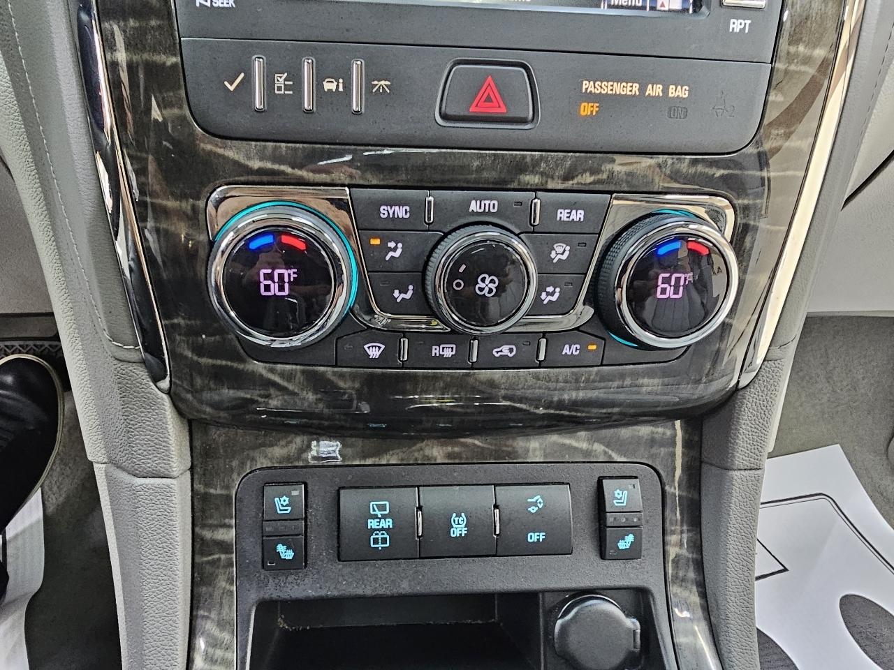 Buick Enclave Premium FWD 2013