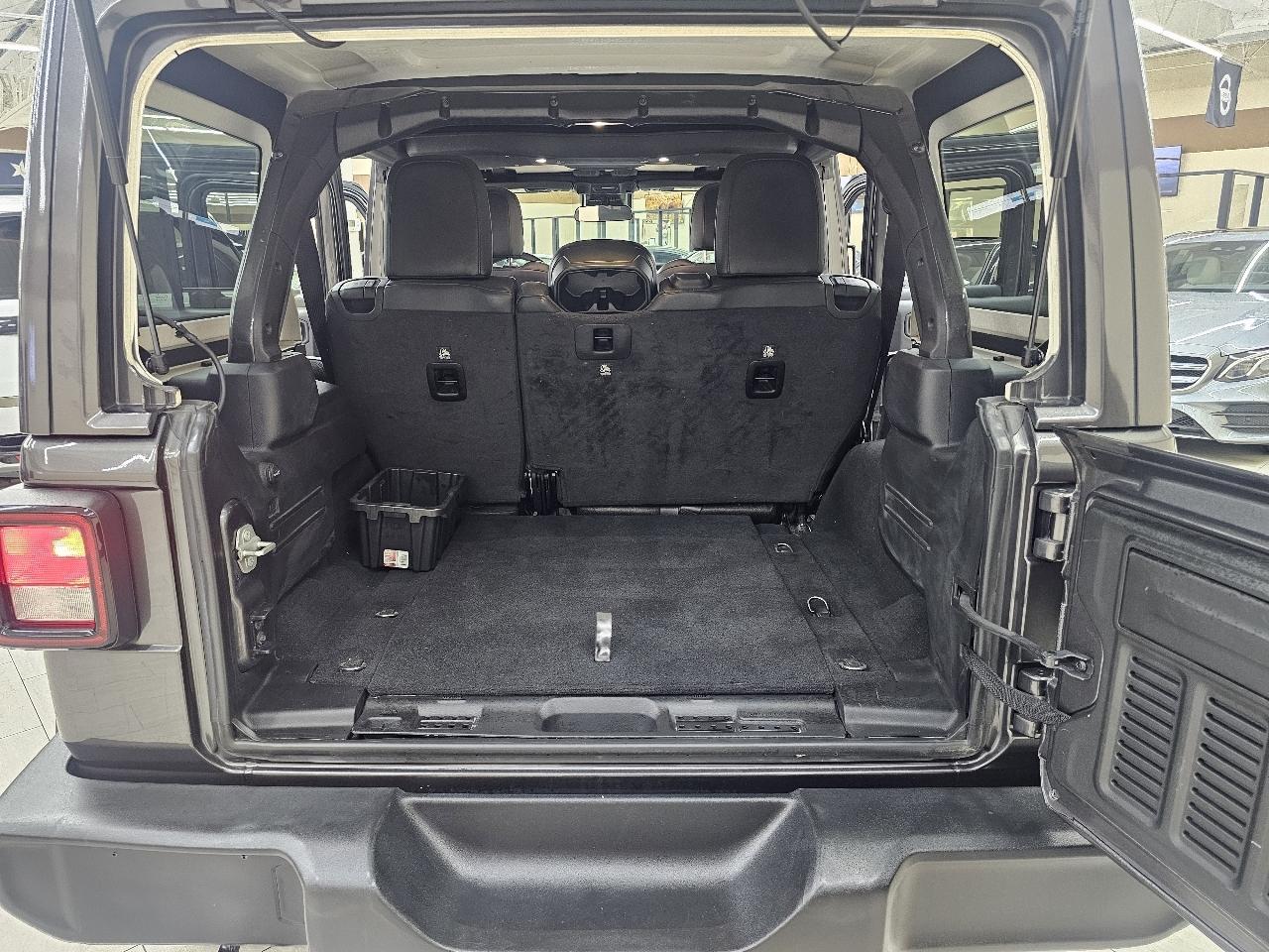 Jeep Wrangler Sport 2024