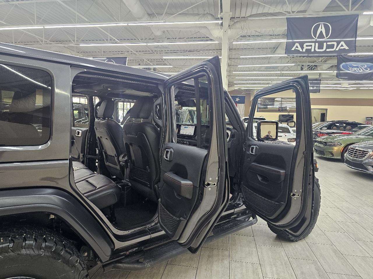Jeep Wrangler Sport 2024