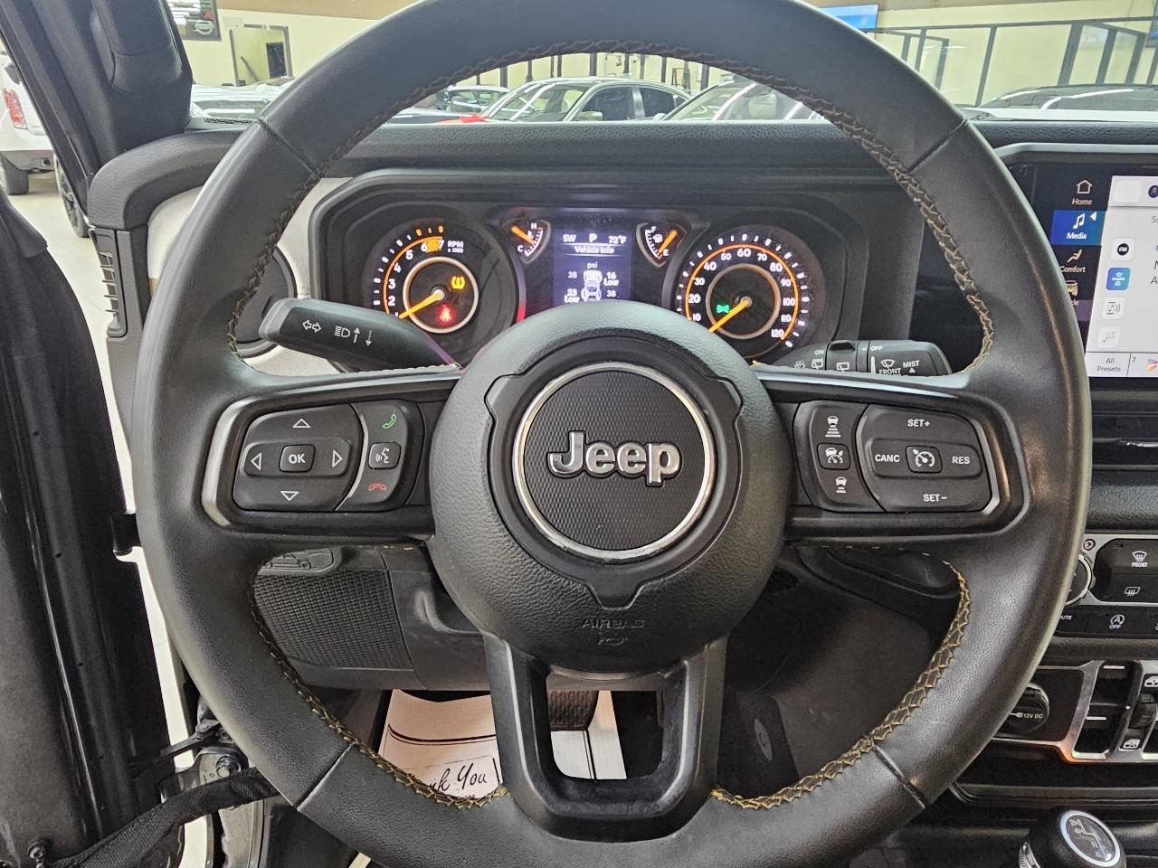 Jeep Wrangler Sport 2024
