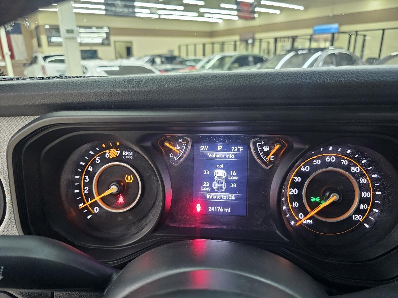 Jeep Wrangler Sport 2024