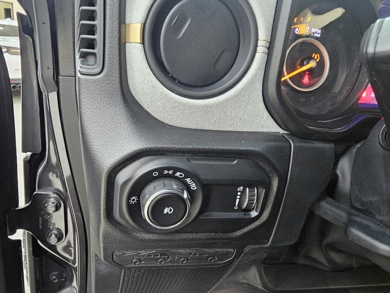 Jeep Wrangler Sport 2024