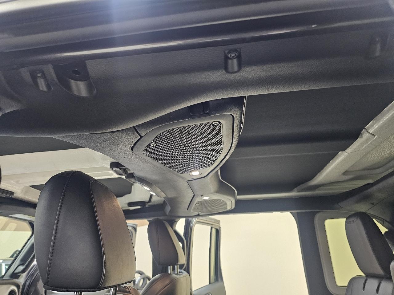 Jeep Wrangler Sport 2024