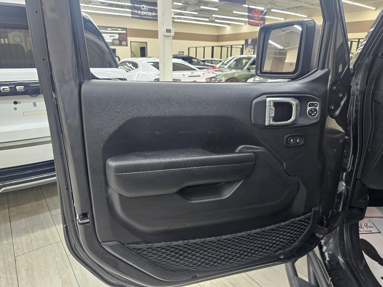 Jeep Wrangler Sport 2024