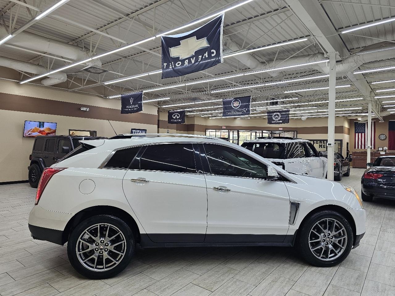 Cadillac SRX Performance Collection FWD 2016