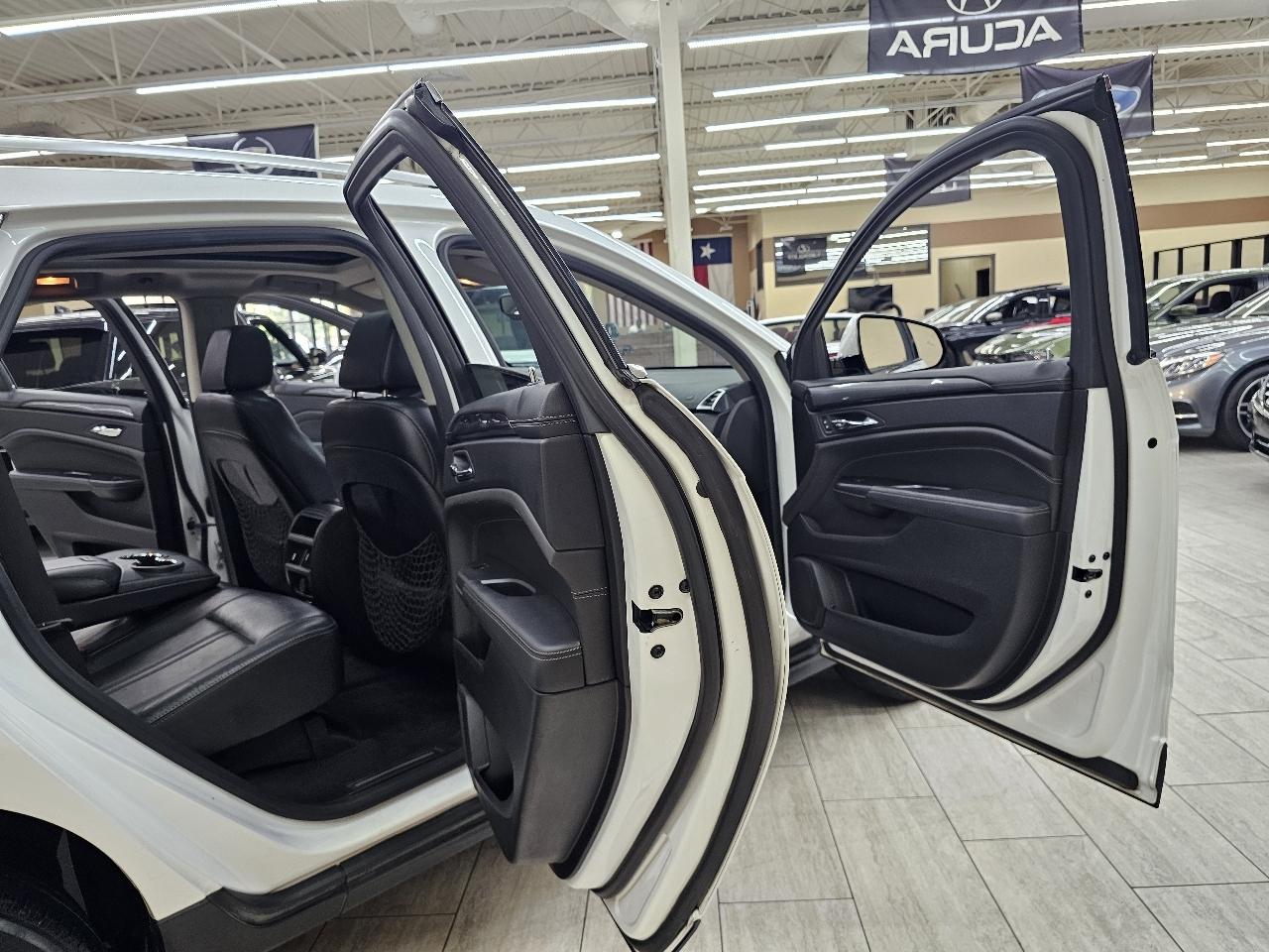 Cadillac SRX Performance Collection FWD 2016