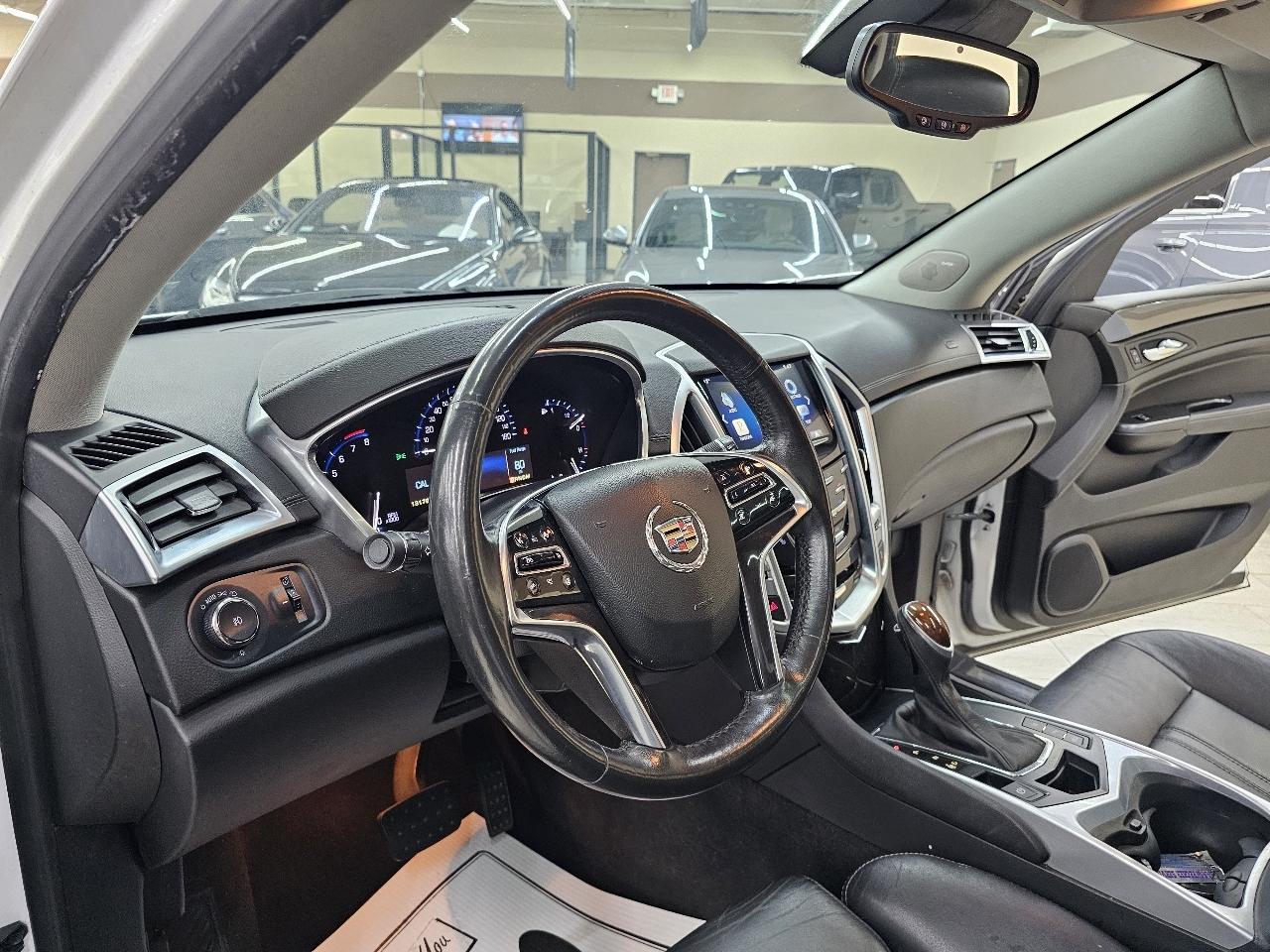 Cadillac SRX Performance Collection FWD 2016