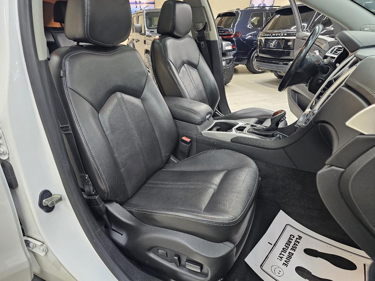 Cadillac SRX Performance Collection FWD 2016