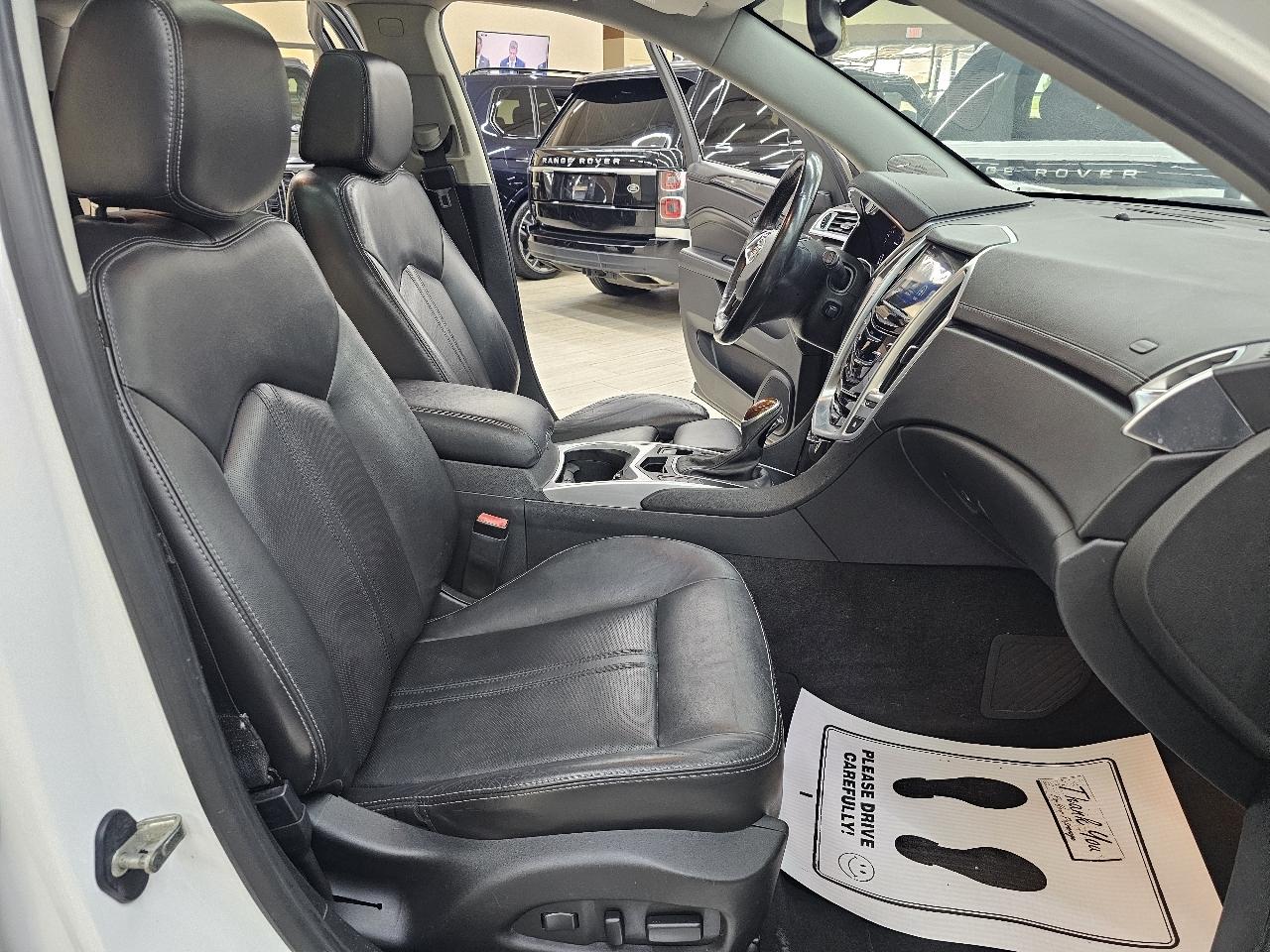 Cadillac SRX Performance Collection FWD 2016
