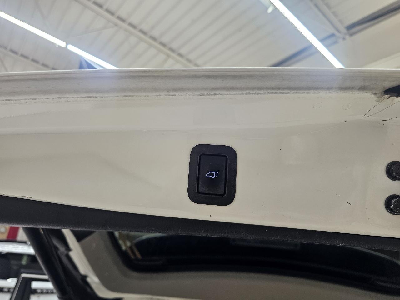 Toyota Highlander Limited FWD V6 2019