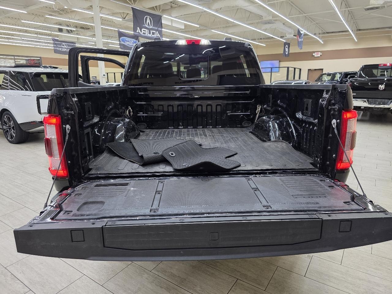 Ford F-150 4WD SuperCrew 145" Platinum 2022
