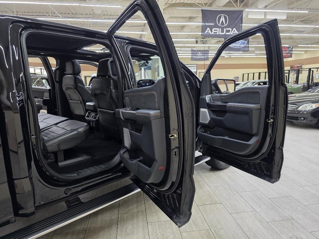 Ford F-150 4WD SuperCrew 145" Platinum 2022
