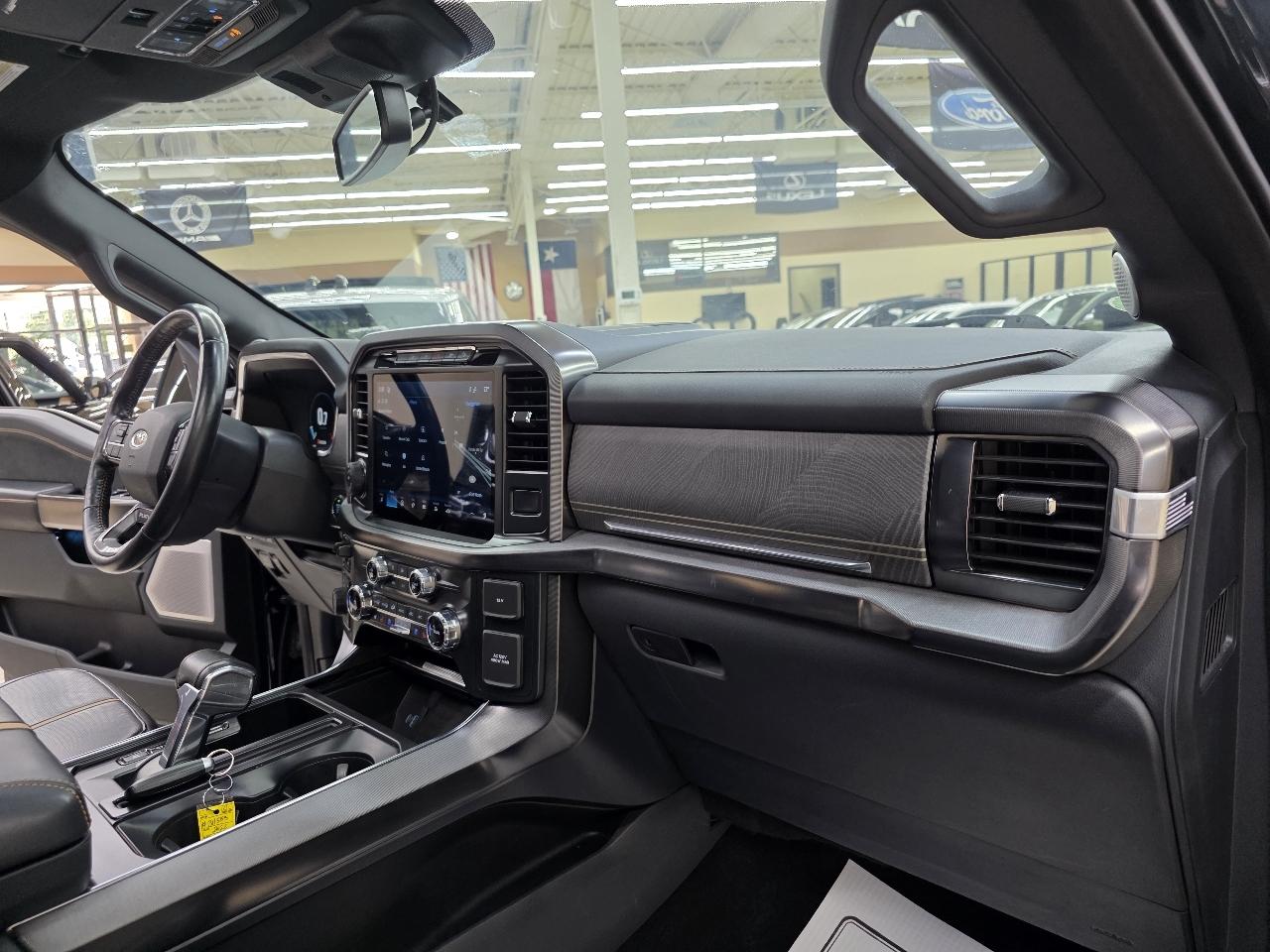 Ford F-150 4WD SuperCrew 145" Platinum 2022