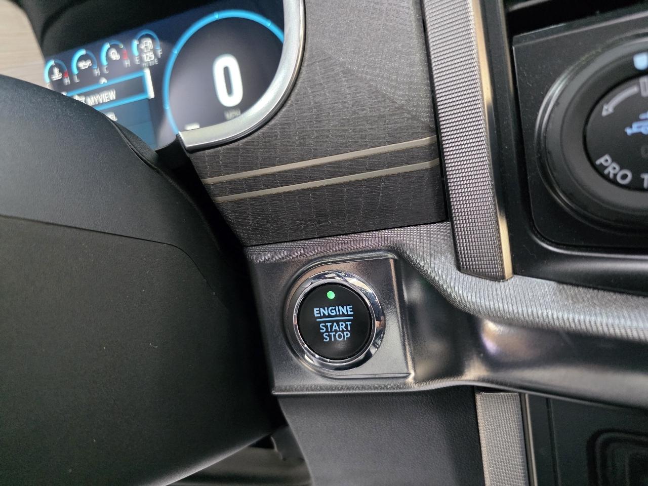 Ford F-150 4WD SuperCrew 145" Platinum 2022