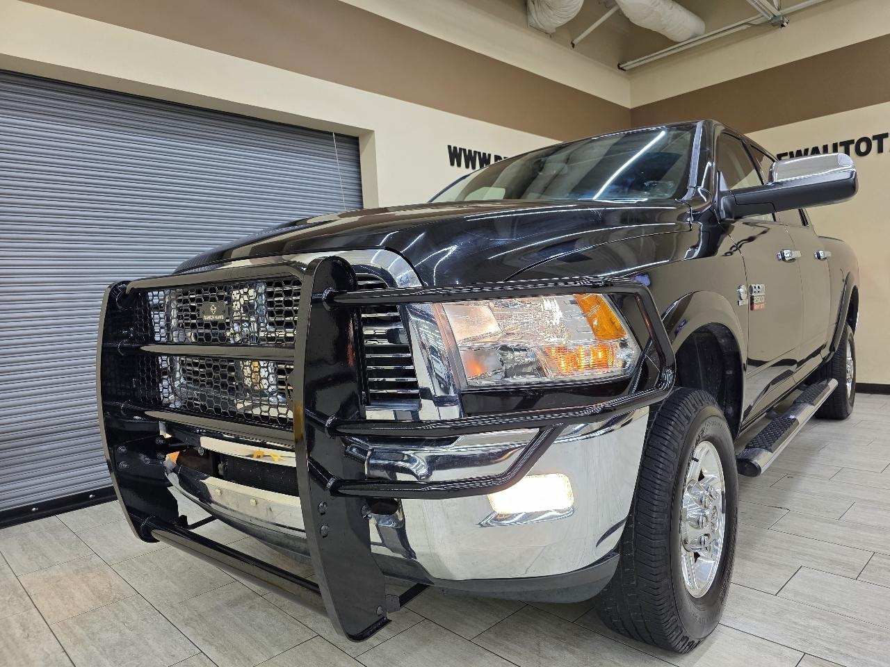 RAM 2500 Laramie Crew Cab SWB 4WD 2012