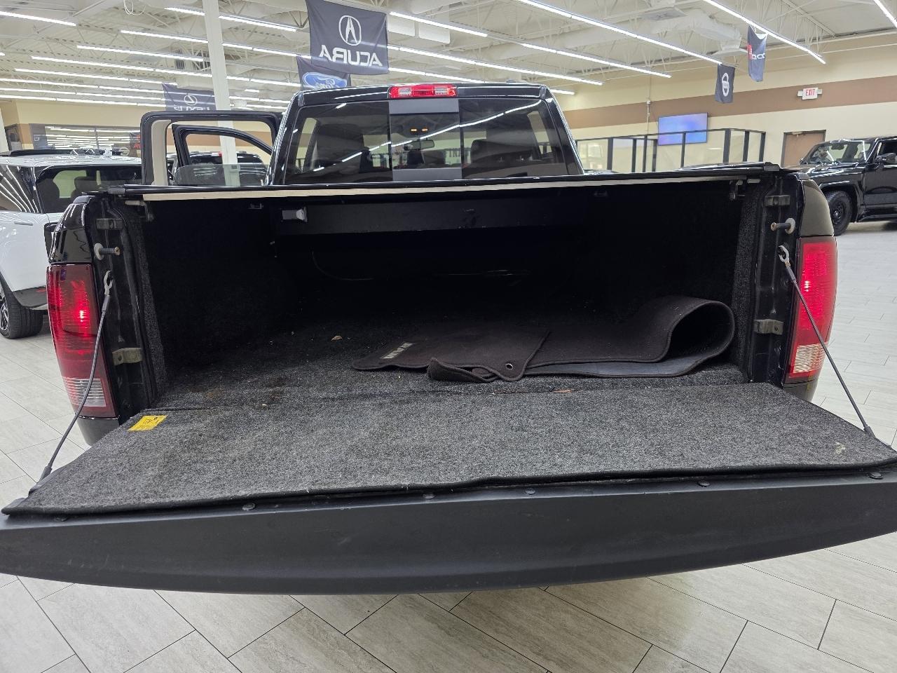 RAM 2500 Laramie Crew Cab SWB 4WD 2012