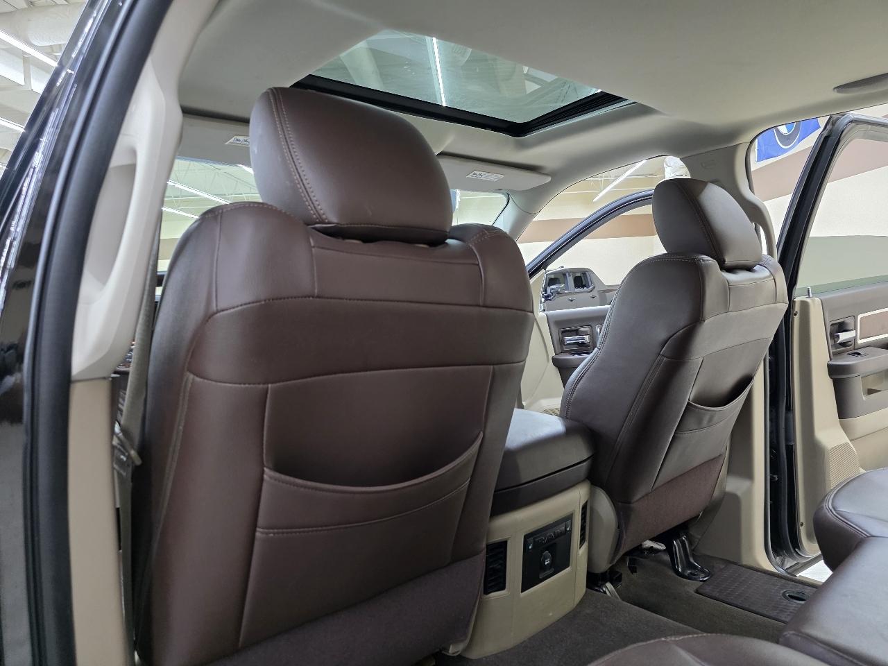 RAM 2500 Laramie Crew Cab SWB 4WD 2012