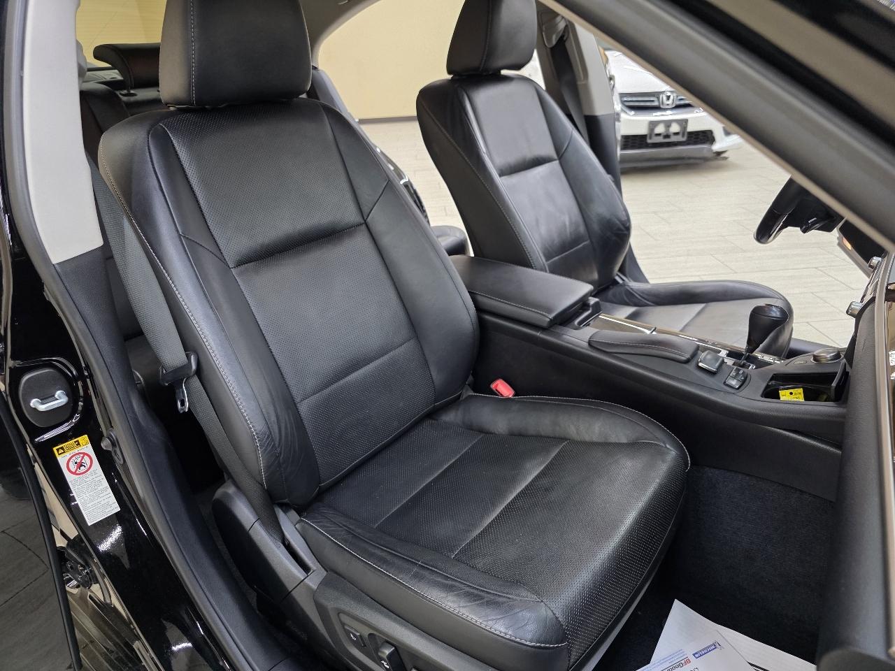 Lexus ES 350 Sedan 2015