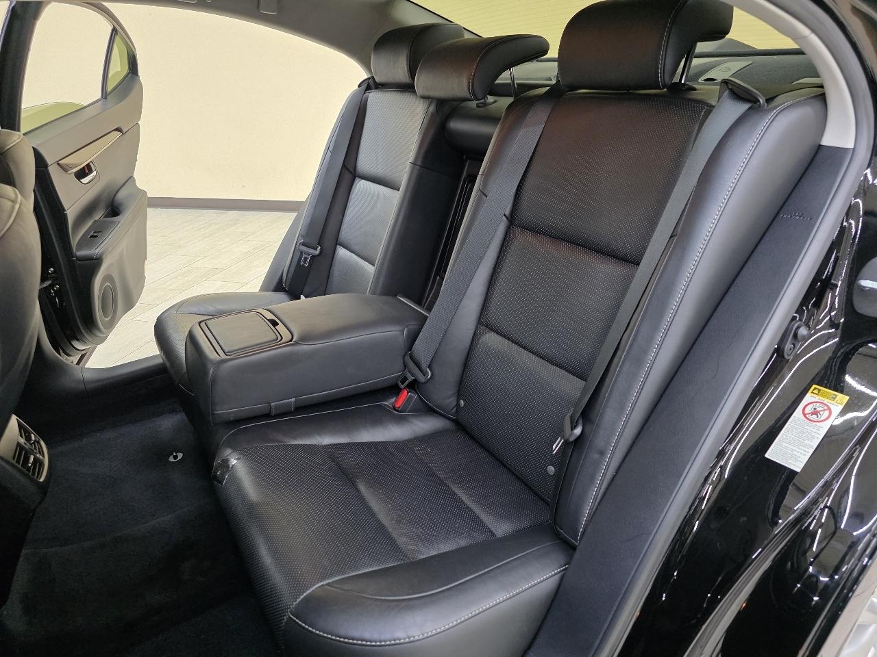 Lexus ES 350 Sedan 2015
