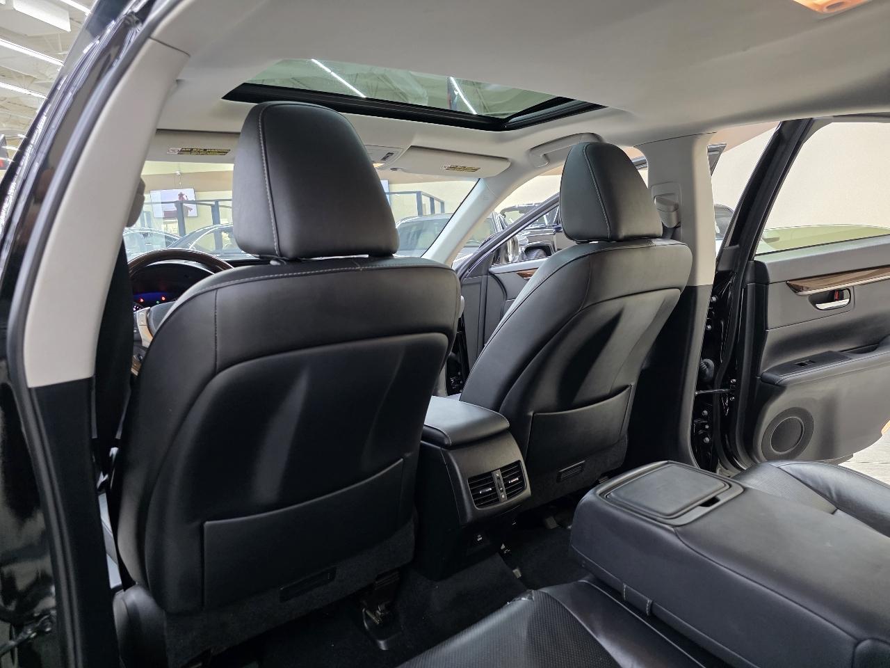 Lexus ES 350 Sedan 2015