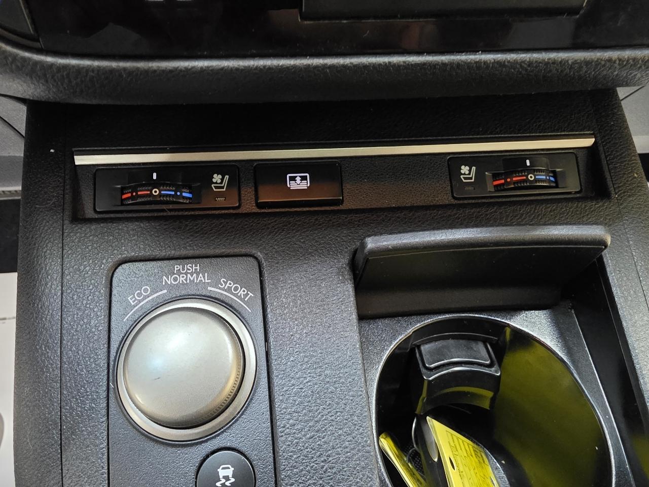 Lexus ES 350 Sedan 2015