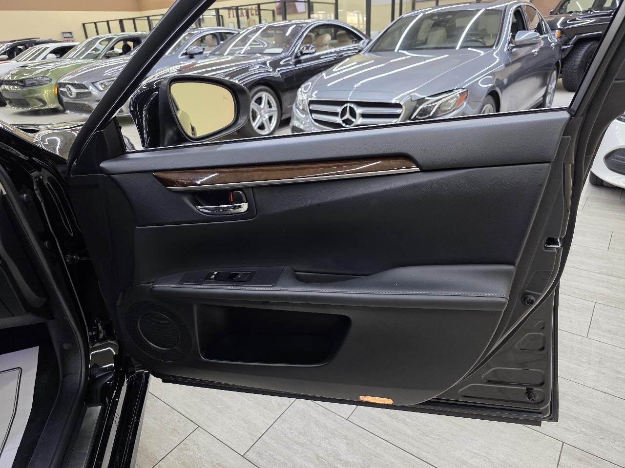 Lexus ES 350 Sedan 2015