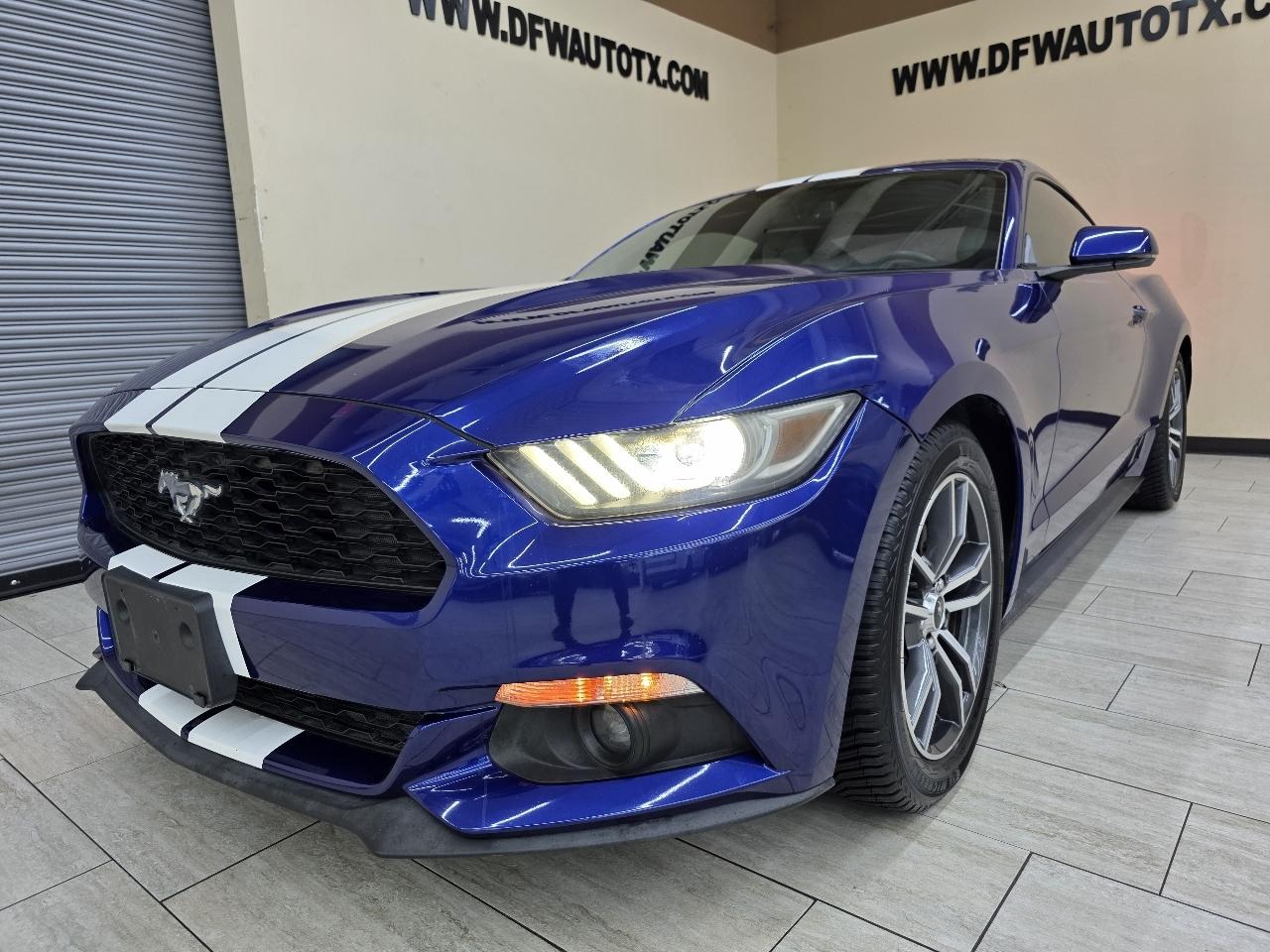 Ford Mustang EcoBoost Coupe 2015
