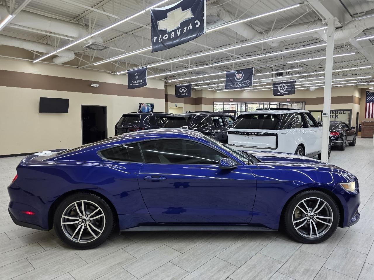 Ford Mustang EcoBoost Coupe 2015