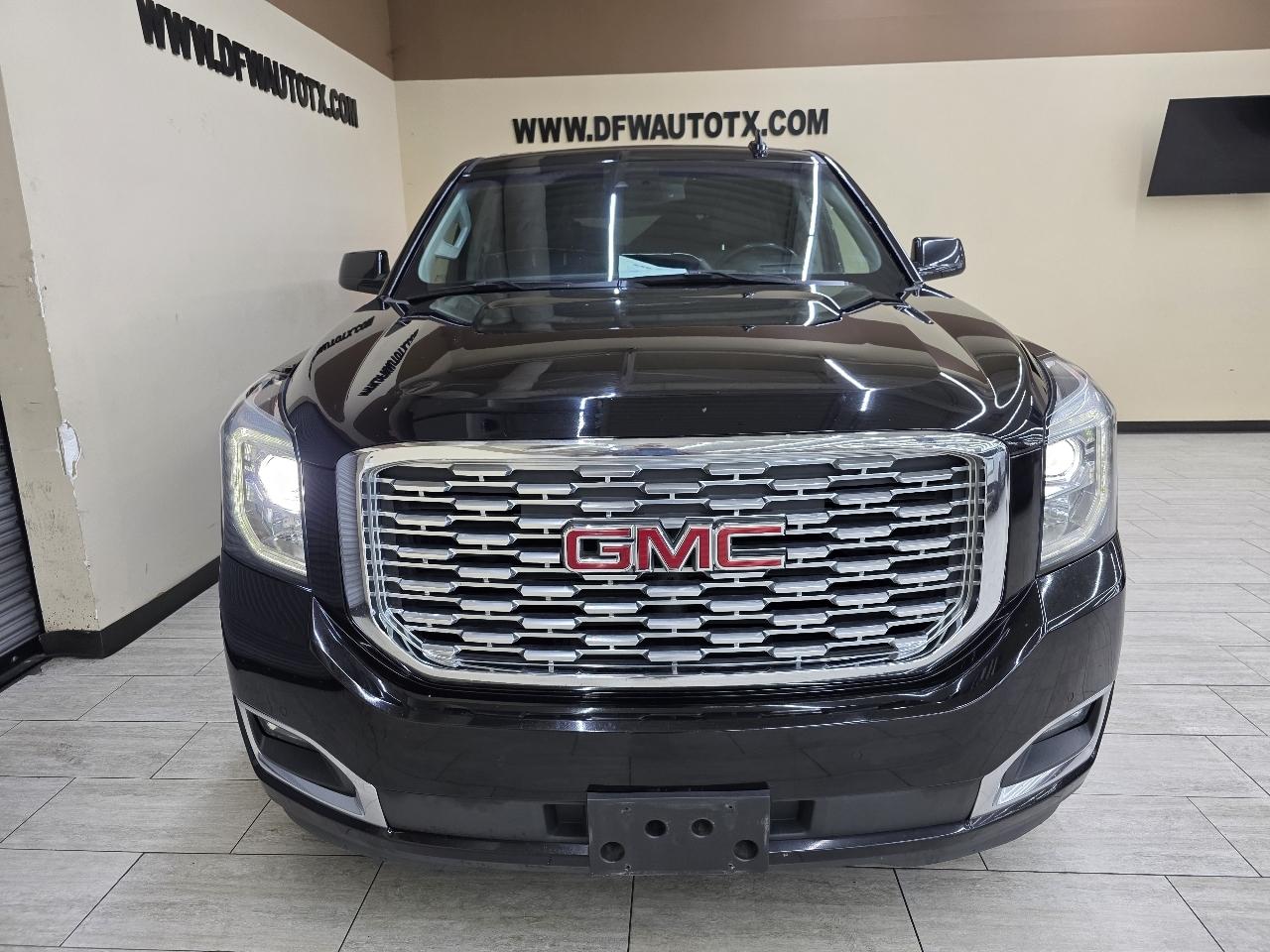 GMC Yukon Denali 4WD 2019