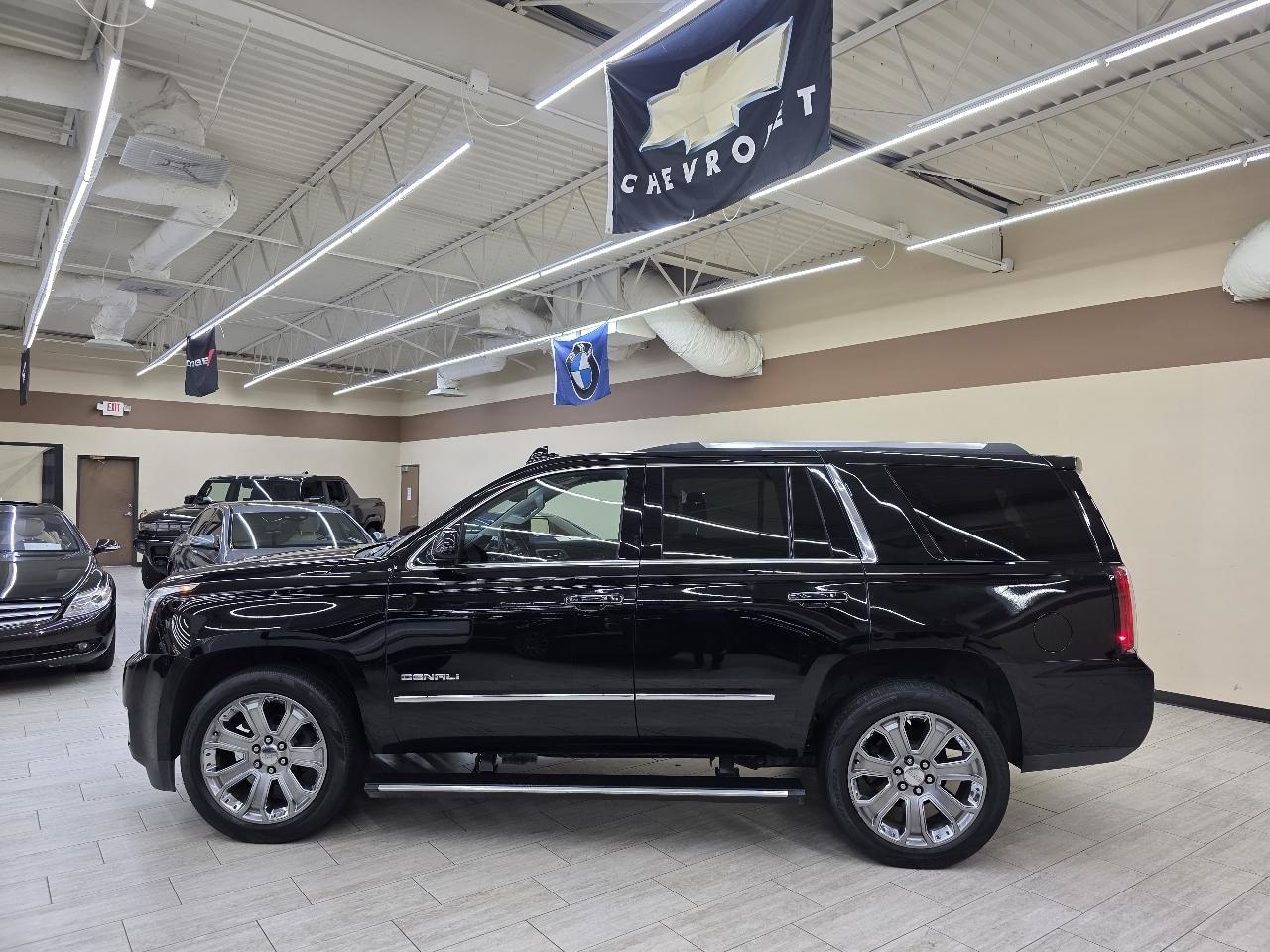 GMC Yukon Denali 4WD 2019