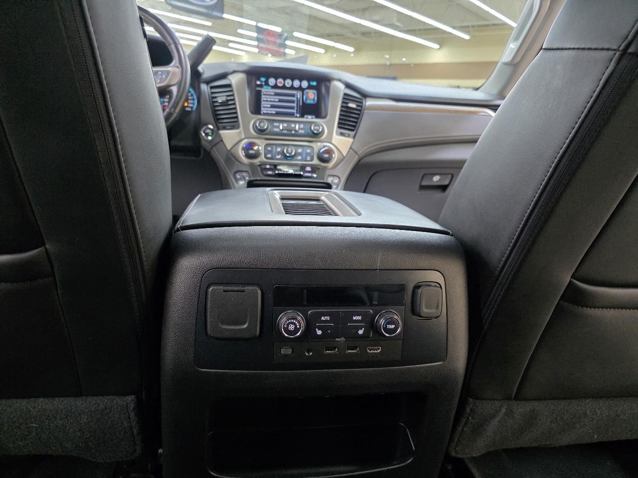 GMC Yukon Denali 4WD 2019