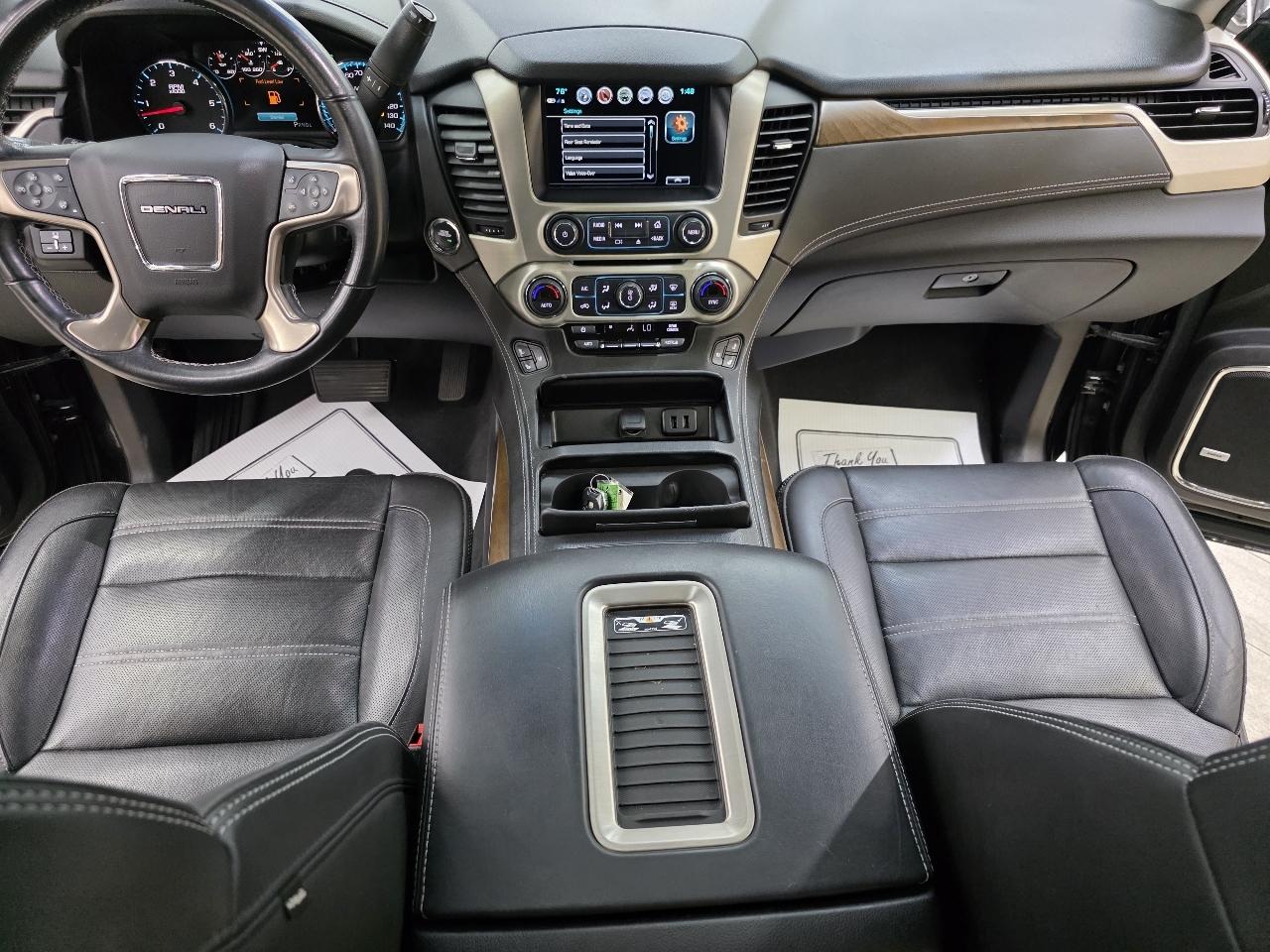 GMC Yukon Denali 4WD 2019