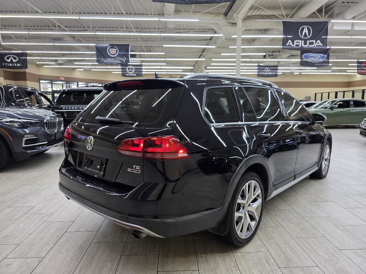 Volkswagen Golf Alltrack TSI S 6A 2017