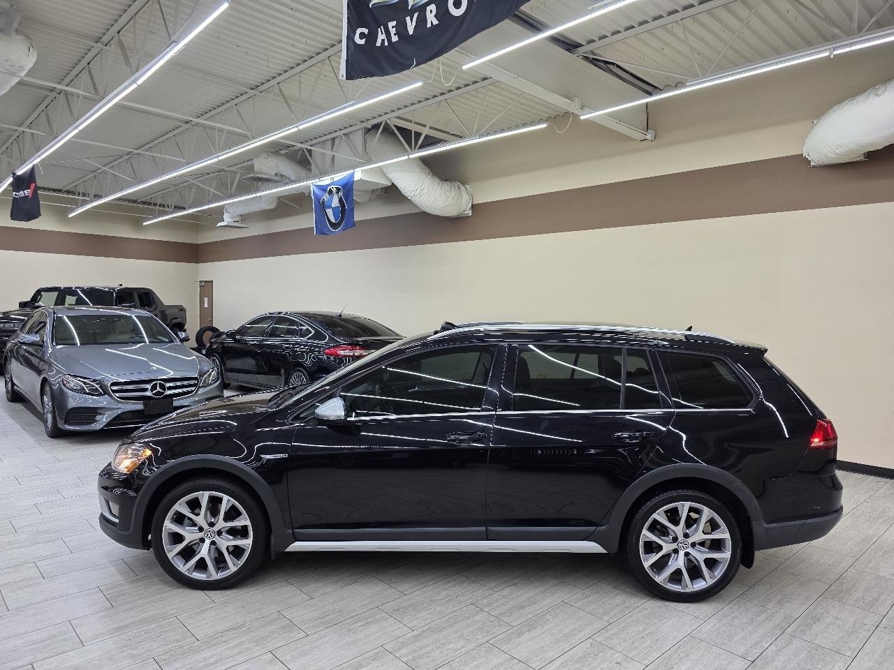 Volkswagen Golf Alltrack TSI S 6A 2017