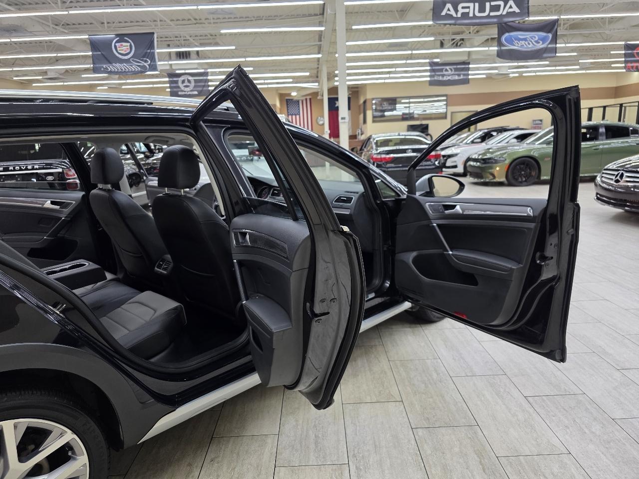 Volkswagen Golf Alltrack TSI S 6A 2017
