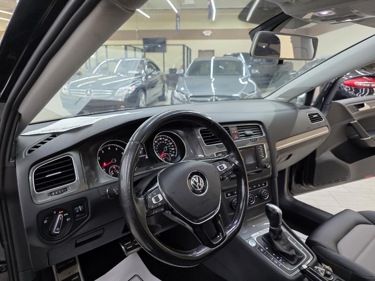 Volkswagen Golf Alltrack TSI S 6A 2017