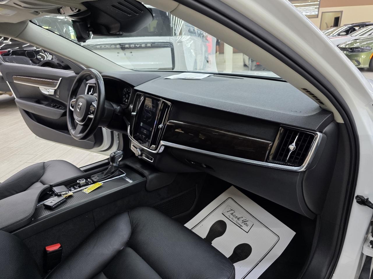 Volvo S90 T5 Momentum 2017